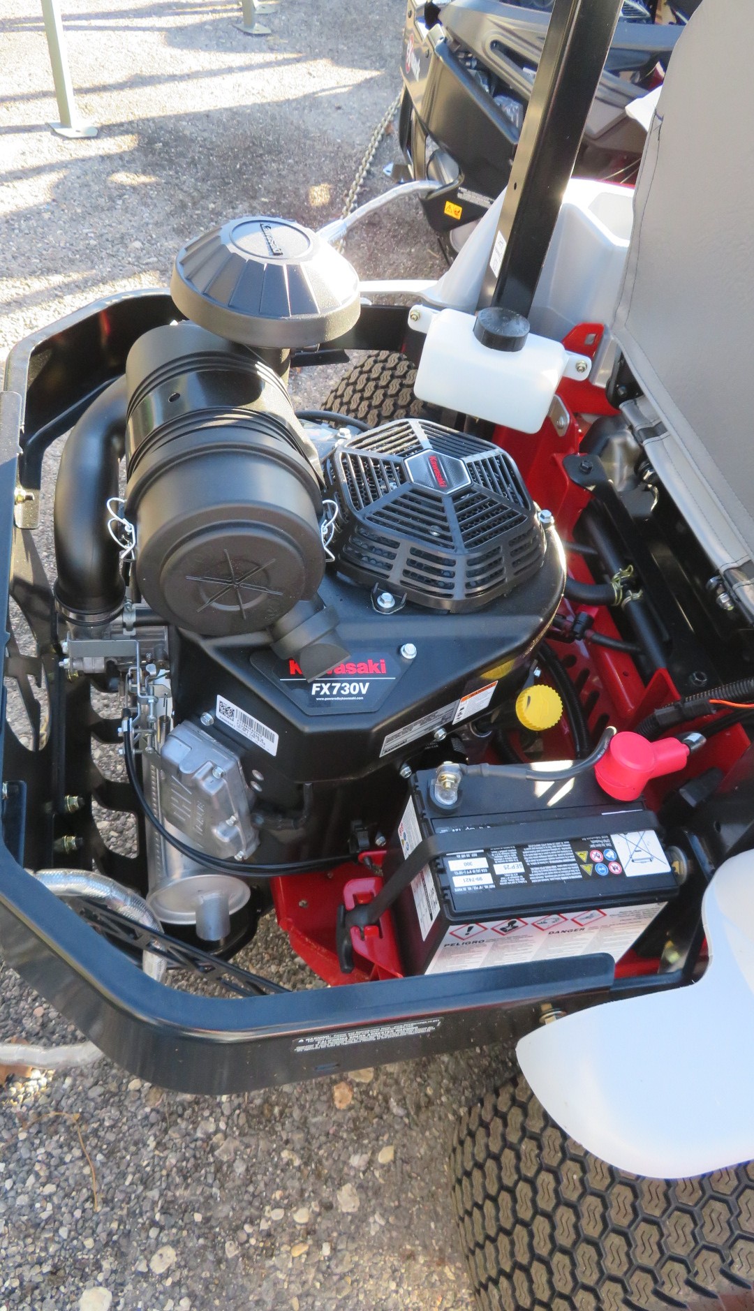 2025 Exmark LRE730GKA524A3 Mower/Zero Turn