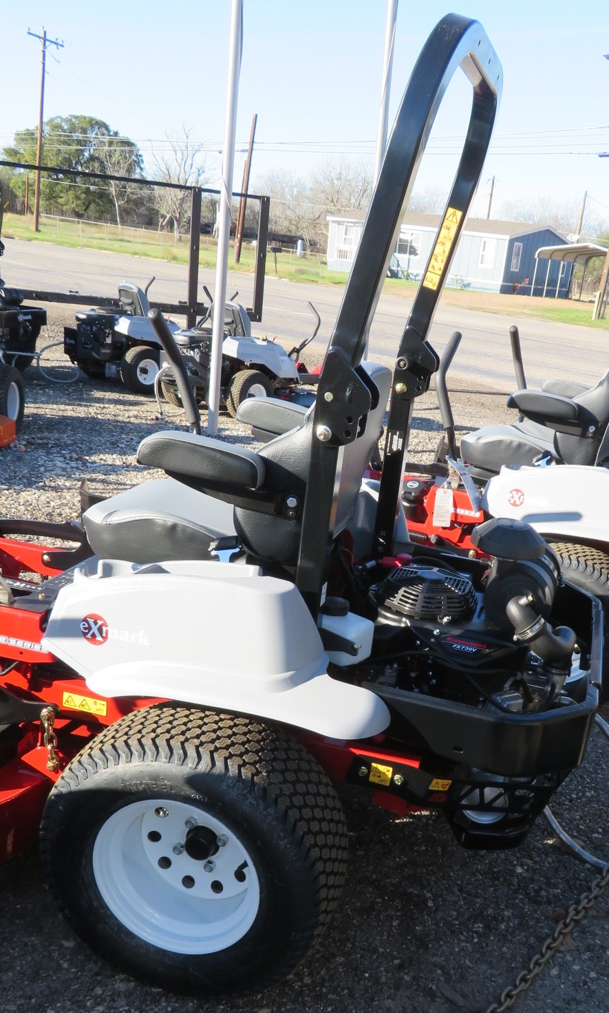 2025 Exmark LRE730GKA524A3 Mower/Zero Turn