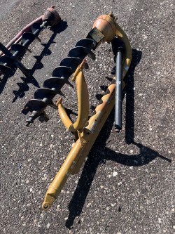 2002 Woods 1160 Post Hole Digger