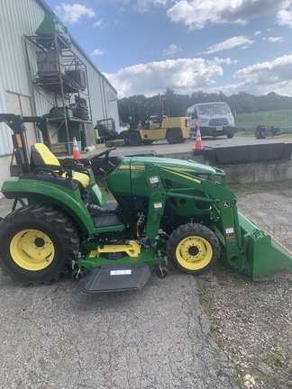 2018 John Deere 2032R Tractor Compact