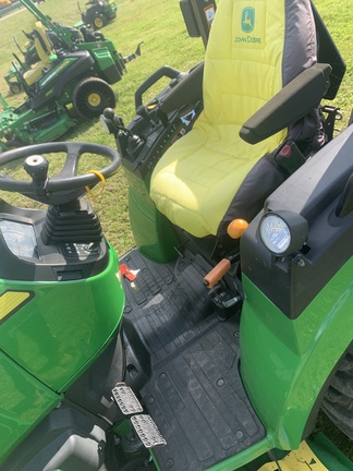 2018 John Deere 2032R Tractor Compact