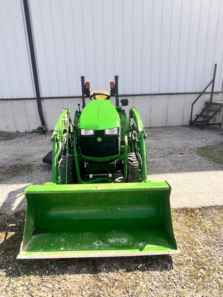 2018 John Deere 1023E Tractor Compact