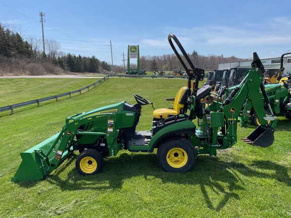 2019 John Deere 1025R Tractor Compact