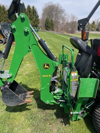 2019 John Deere 1025R Tractor Compact