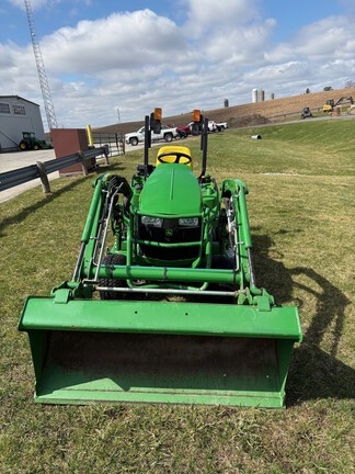 2018 John Deere 1023E Tractor Compact
