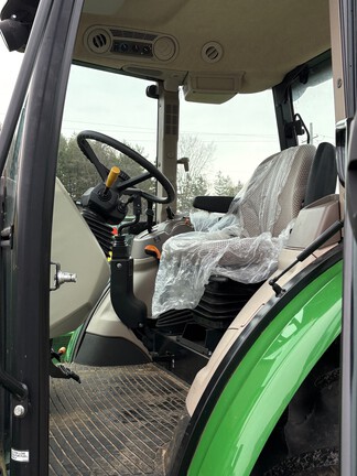 2020 John Deere 5100E Tractor