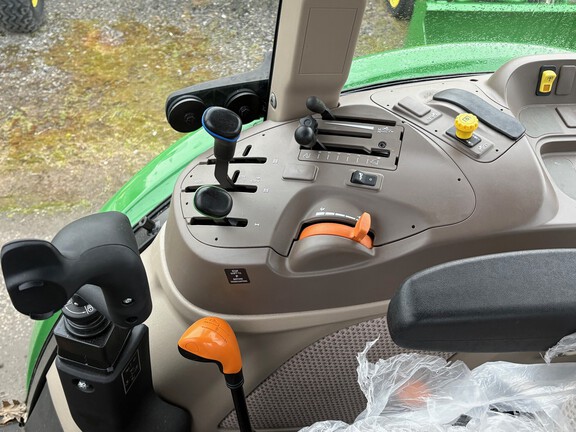 2020 John Deere 5100E Tractor