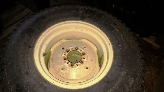 Titan 41X14.00-20 NHS Tires