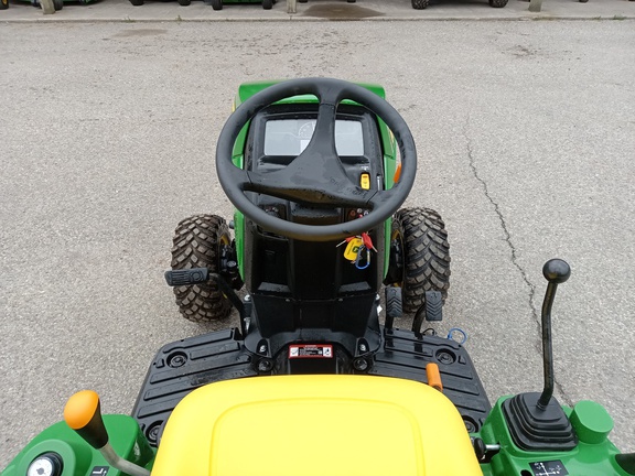 John Deere 1023E Tractor Compact