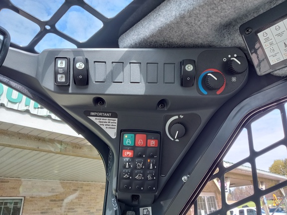 2025 John Deere 320G Skid Steer Loader