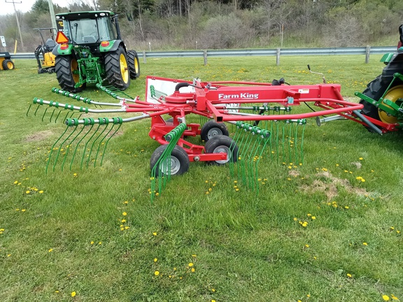 2023 Buhler Farm King rr420fk Rake