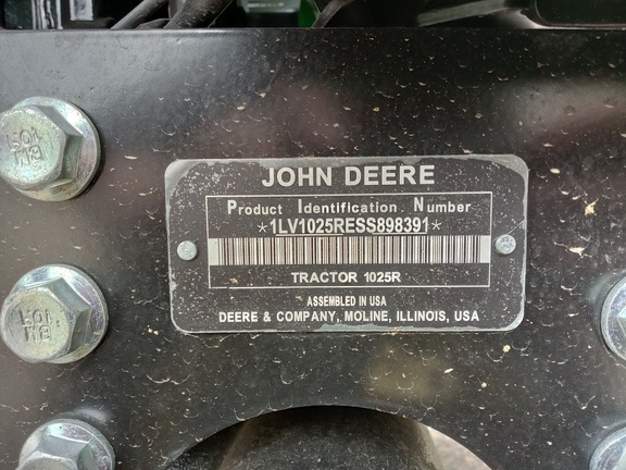 2025 John Deere 1025R Tractor Compact