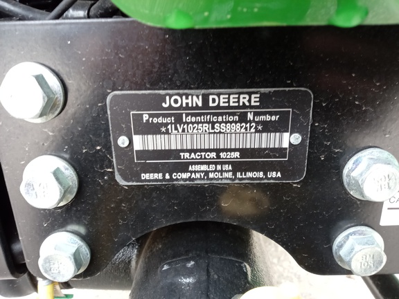 2025 John Deere 1025R Tractor Compact