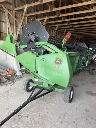 2013 John Deere 625F Header Combine