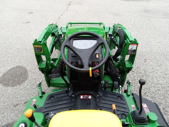 2024 John Deere 1023E Tractor Compact