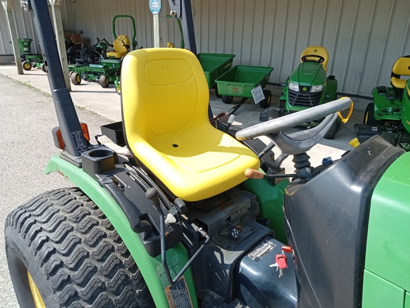 2006 John Deere 2520 Tractor Compact