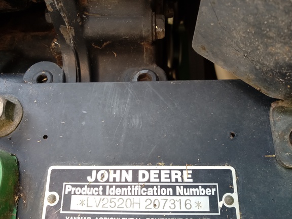 2006 John Deere 2520 Tractor Compact
