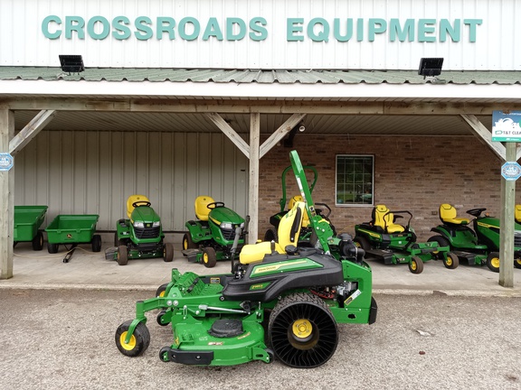 2025 John Deere Z985R Mower/Zero Turn