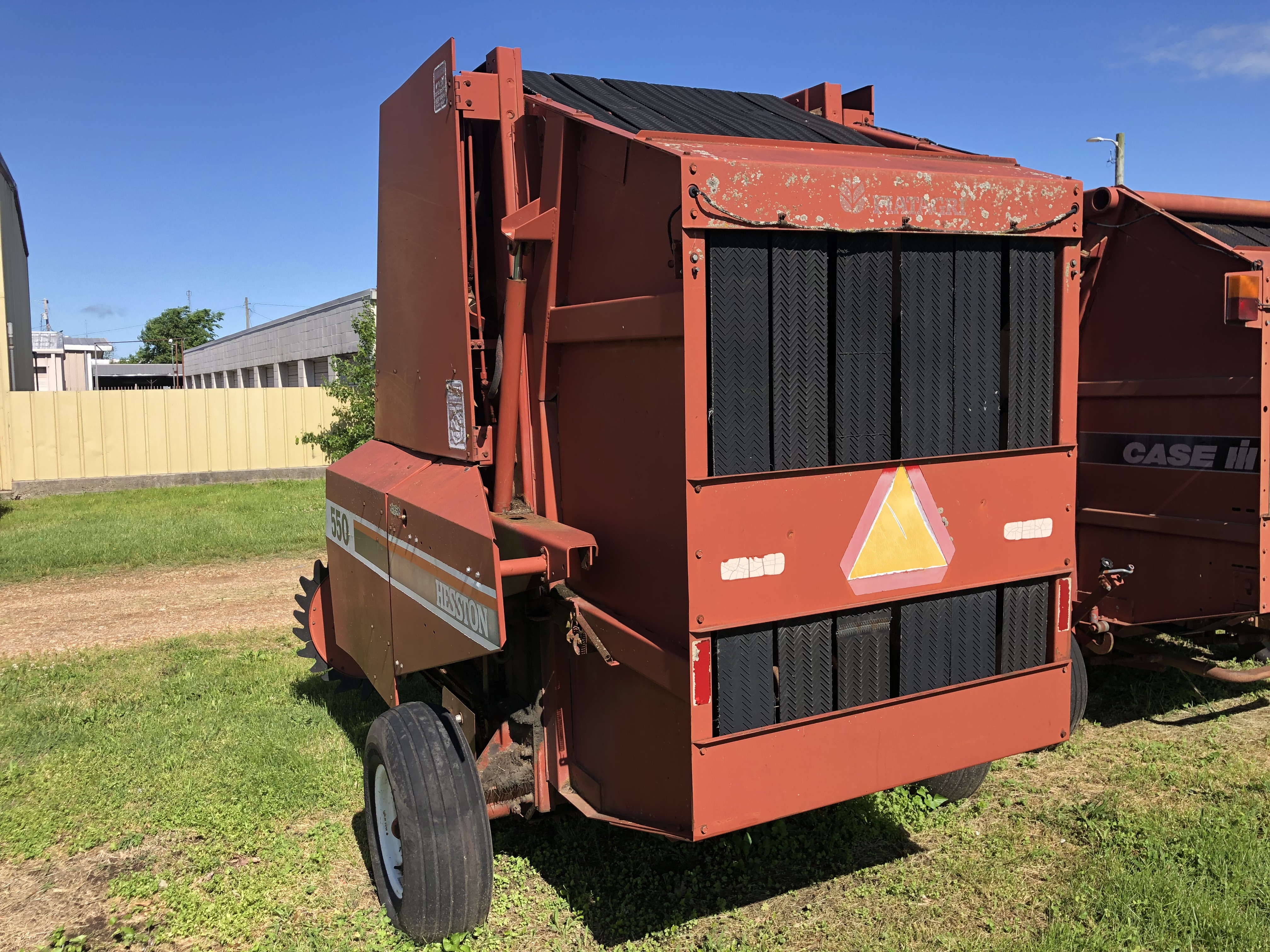 1989 Agco Hesston 550 Baler Round For Sale In Marshfield Mo Ironsearch