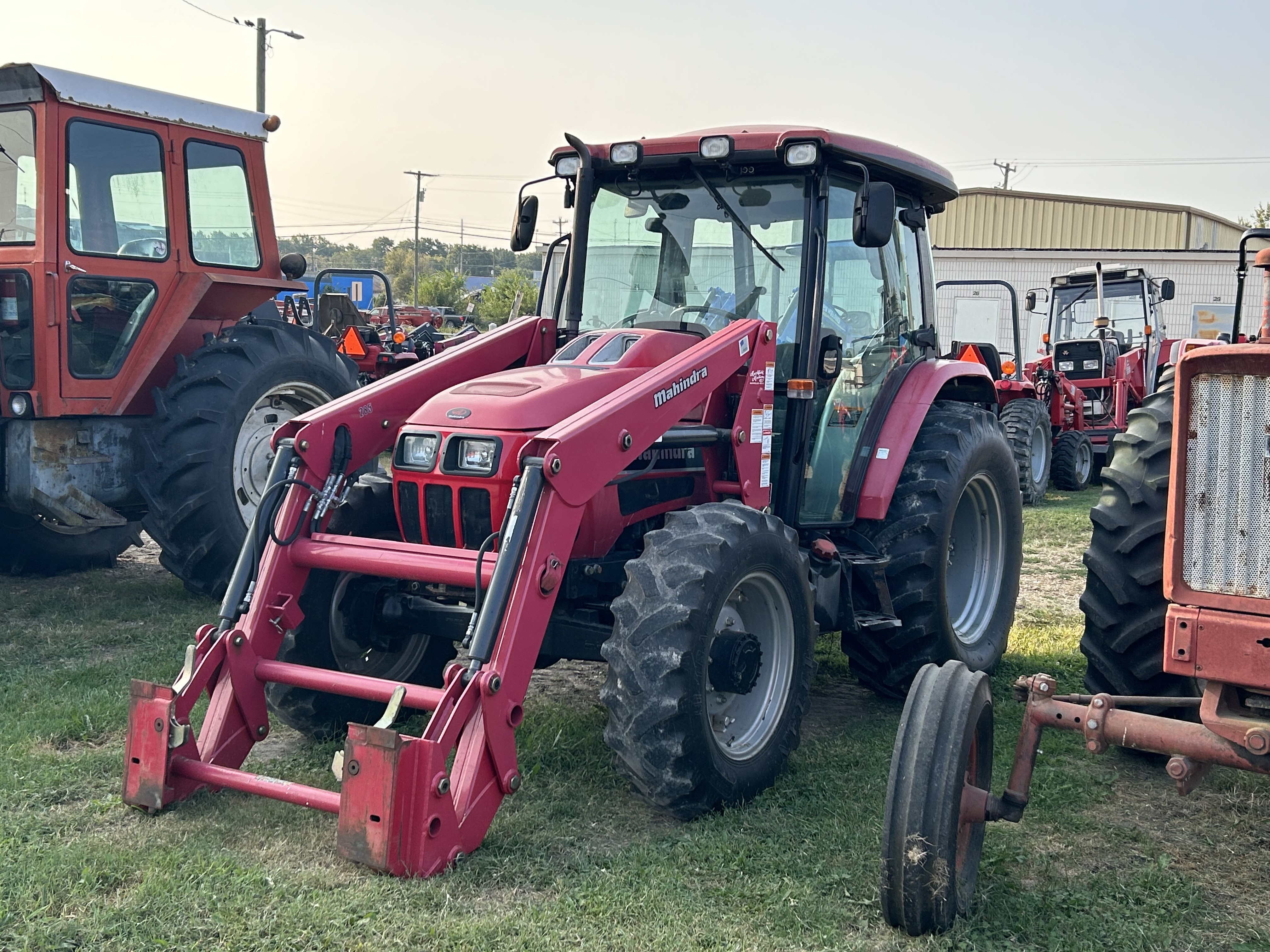 2011 Mahindra 8560 4WD Cab Tractor