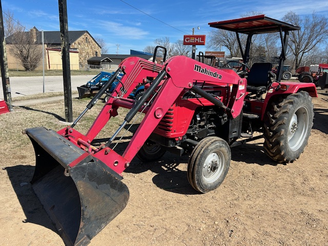 2011 Mahindra 4025 2WD Tractor