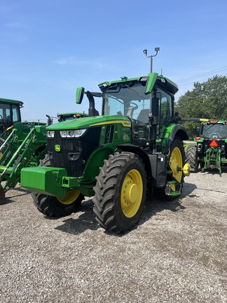 2022 John Deere 7R 290 Tractor