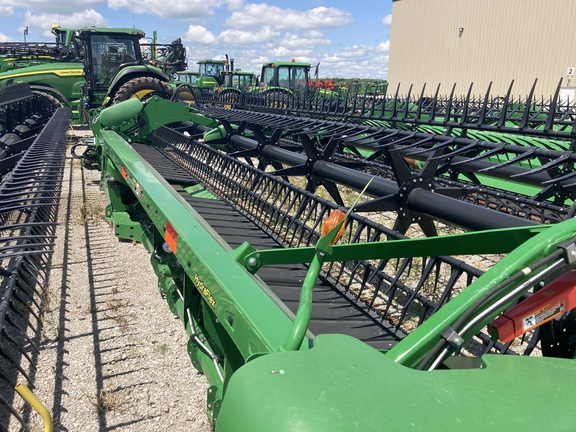 2019 John Deere 740FD Header Combine