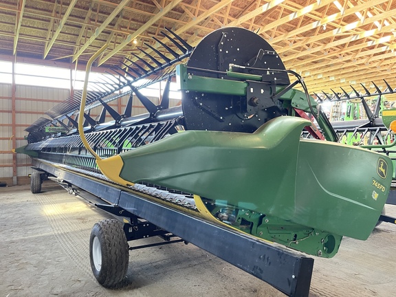 2019 John Deere 745FD Header Combine