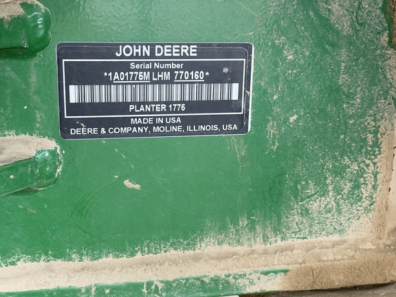 2017 John Deere 1775NT Planter