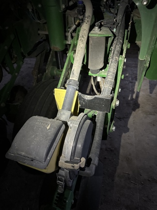 2012 John Deere 1790 Planter