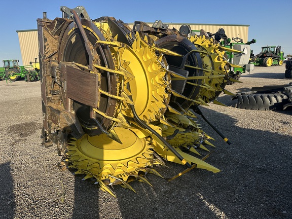 2021 John Deere 772 Header Forage