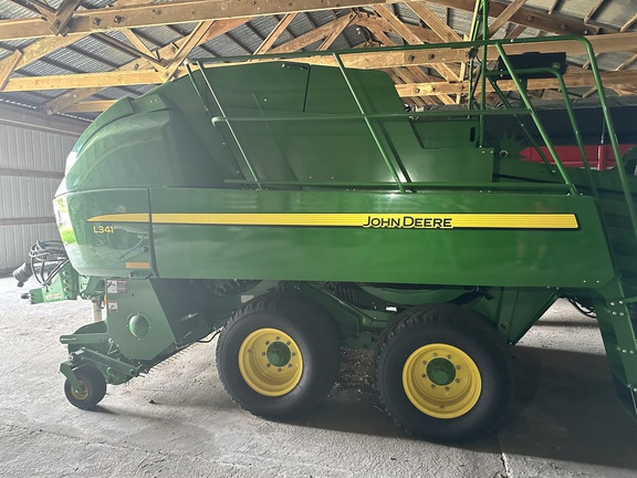 2021 John Deere L341 Baler/Big Square