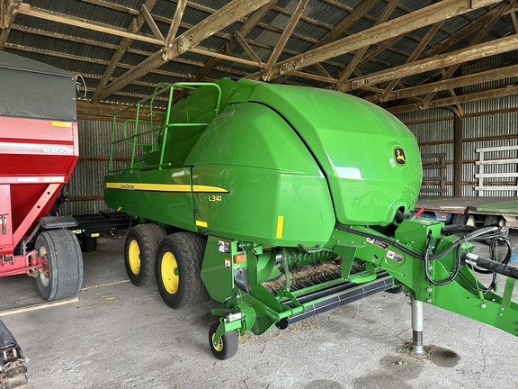 2021 John Deere L341 Baler/Big Square