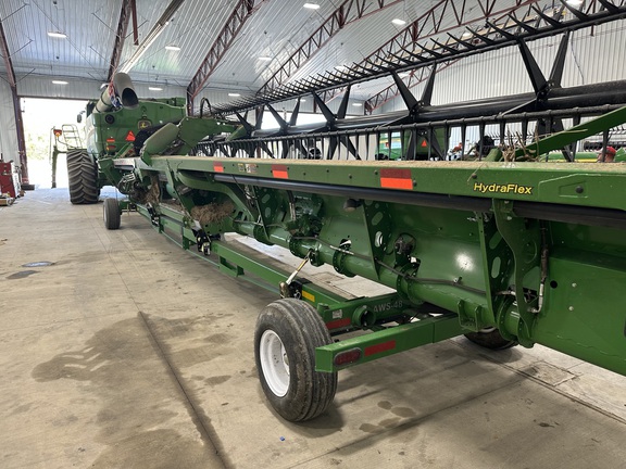 2019 John Deere 745FD Header Combine