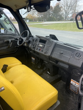 2018 John Deere XUV 835M ATV