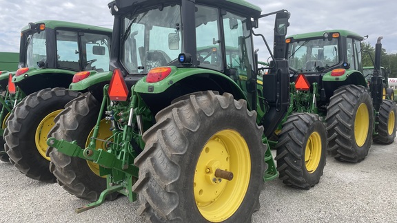 2020 John Deere 6110M Tractor