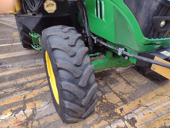 2016 John Deere 6110M Tractor