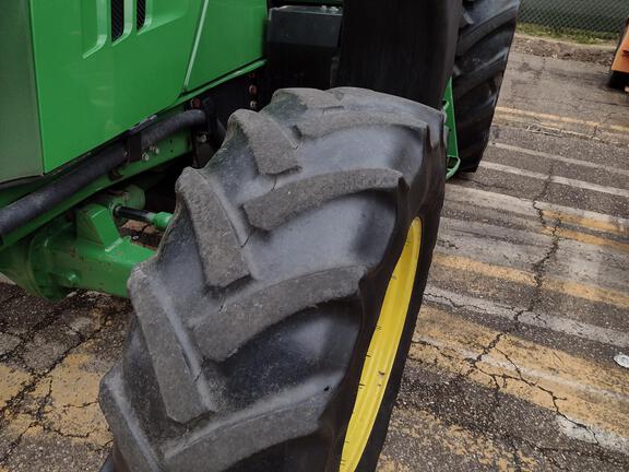 2016 John Deere 6110M Tractor