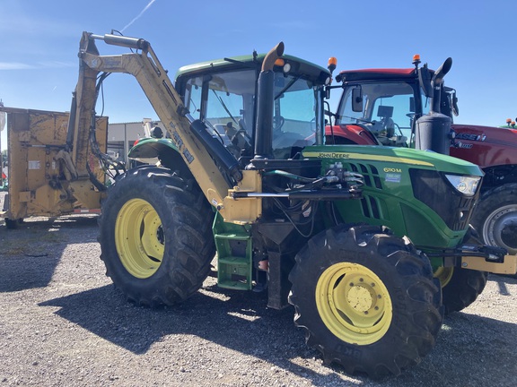 2016 John Deere 6110M Tractor