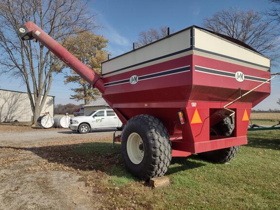 J&M 525-14 Grain Cart