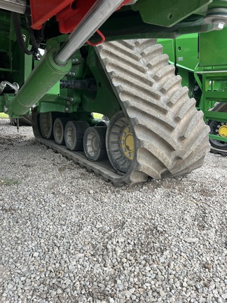 2023 John Deere S780 Combine