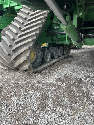 2023 John Deere S780 Combine