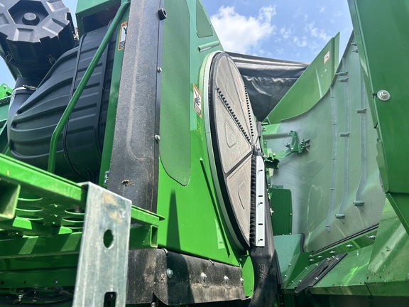 2022 John Deere S780 Combine