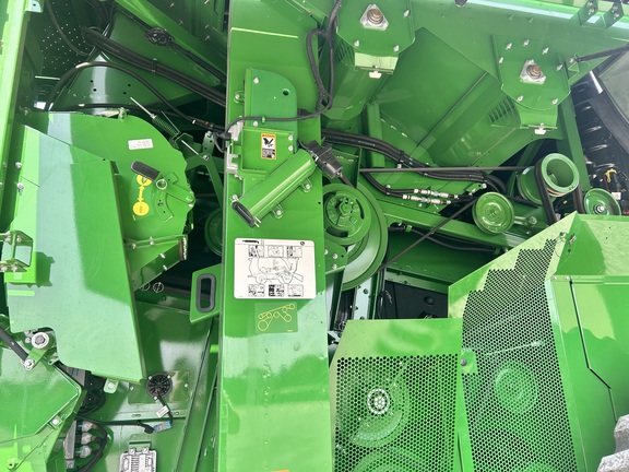 2022 John Deere S780 Combine