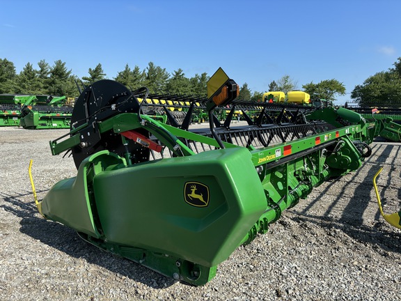 2023 John Deere RD45F Header Combine