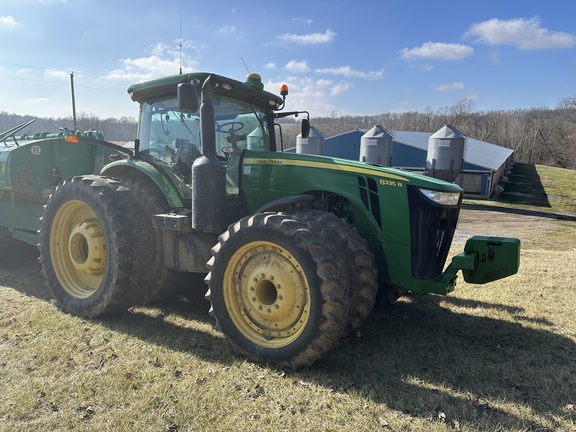 2013 John Deere 8335R Tractor