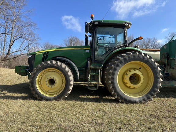 2013 John Deere 8335R Tractor