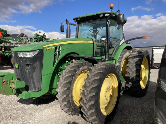 2013 John Deere 8335R Tractor