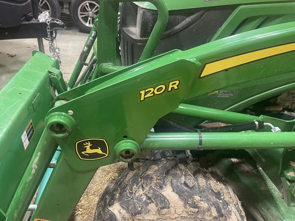 2019 John Deere 2025R Tractor Compact