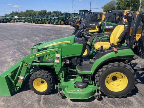 2019 John Deere 2025R Tractor Compact